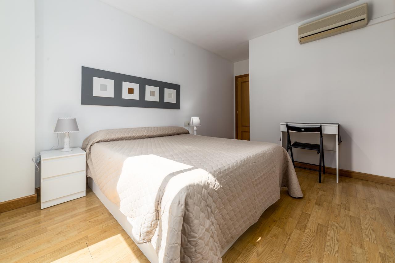 Apartamento Travel Habitat Palau De Les Arts Valencia Exterior foto
